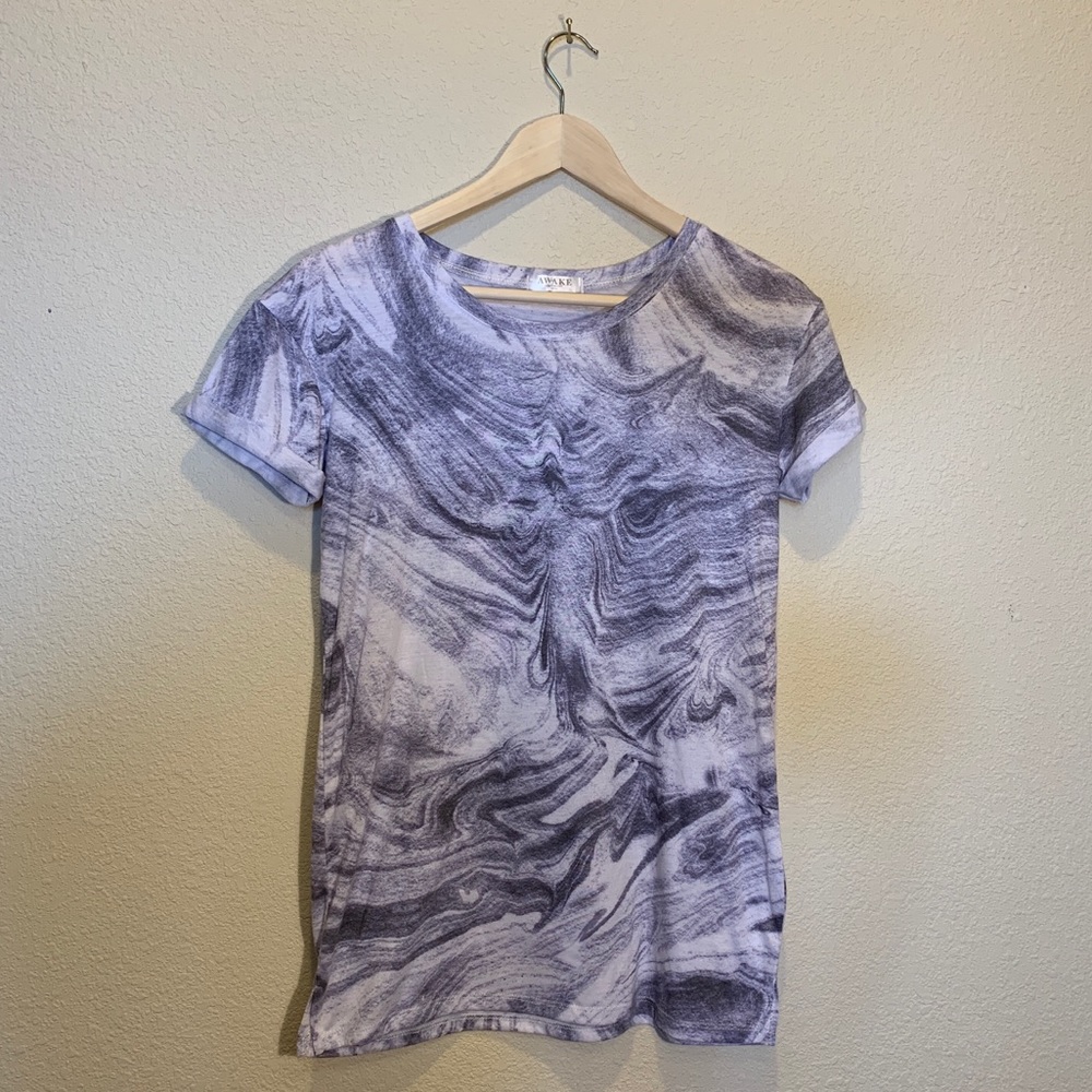 Marble Cuffed Sleeve T-shirt